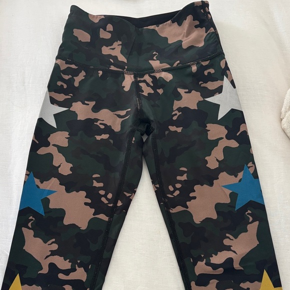 Noli Yoga Combat Camo Star Legging - Picture 4 of 5